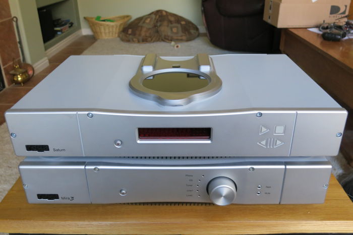 Rega Saturn CD Player - Silver Store Demo - Perfect!
