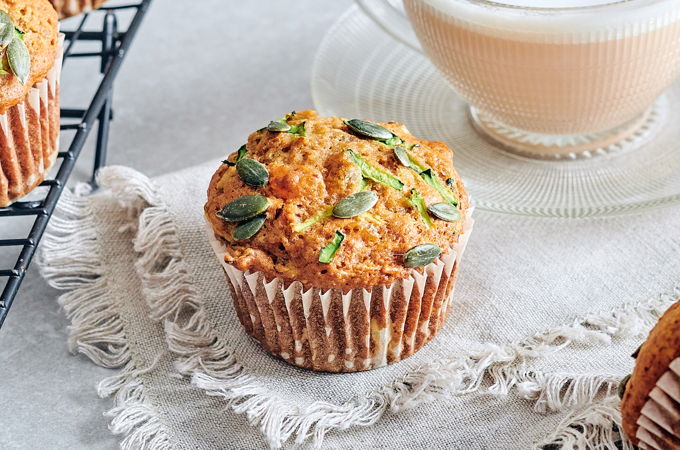 Muffins à la courgette, à la pomme et aux raisins