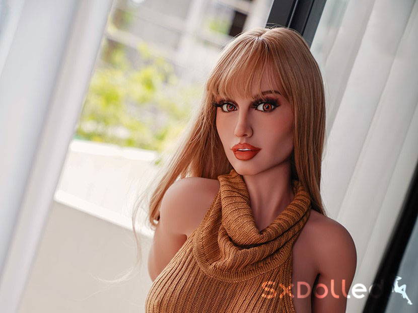 Quick Sex Doll Makeup Care Routine | SxDolled