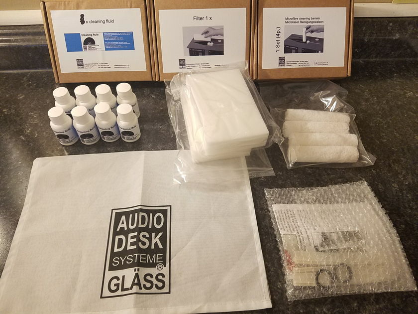 Audio Desk Systeme Vinyl Cleaner Pro New - Bundled with Refresher Kit + more