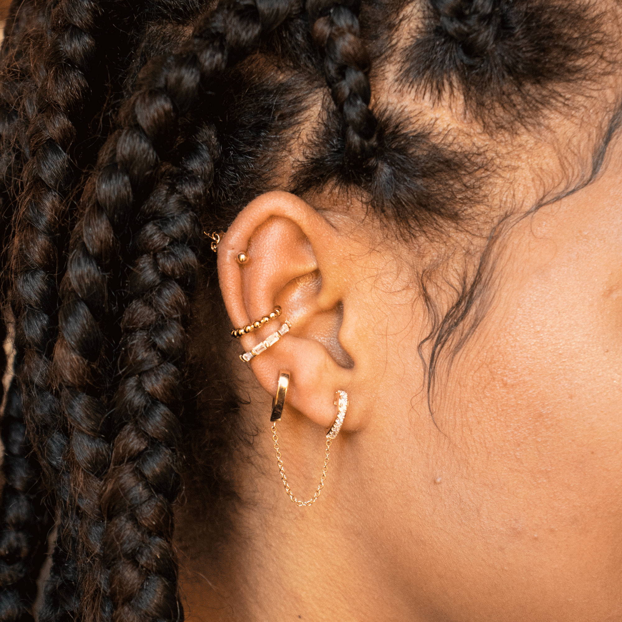 Boucles d'oreilles dépareillées en plaqué or