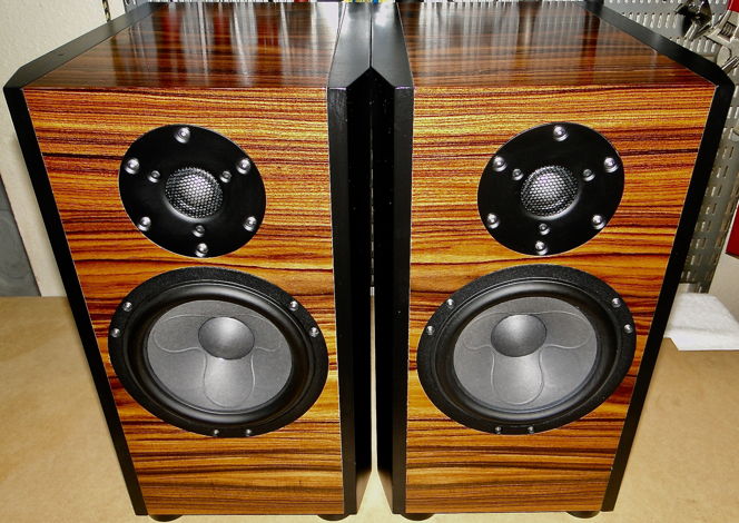 Madisound/Lee Taylor NADA 2-way Custom Bookshelf Speakers