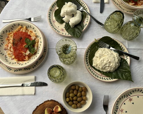 Food & Wine Tours Fasano: Apulian market tour and 4-course menu