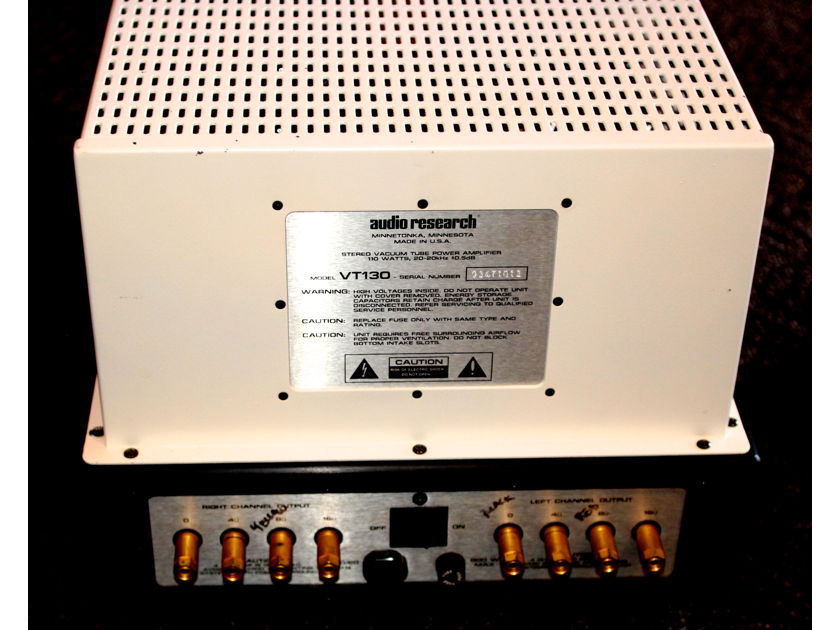 AUDIO RESEARCH VT-130 Tube Power Amplifier Balanced