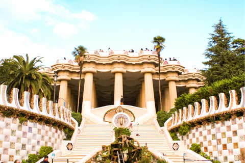 Skip-the-line Park Güell & Sagrada Familia