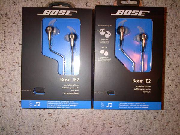 BOSE IE2 in ear headphone   brand new