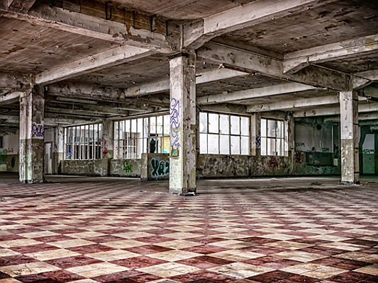  Schwäbisch Hall
- Lost Places: Leere Werkshalle