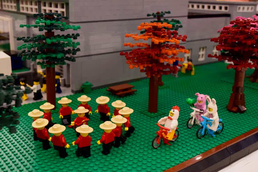 Museum of Bricks Entry Ticket - photo 2