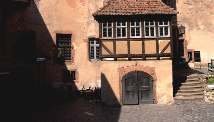 burg ronneburg innenhof