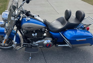 2018 HARLEY-DAVIDSON FLHR ROAD KING motorcycle for rent near Spokane, WA