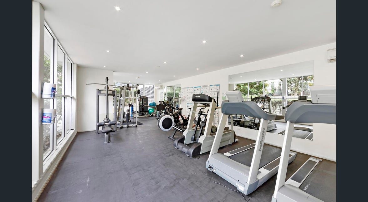 FOR LEASE Impeccably Presented and Beautifully Spaced Bayside Residence with Oversized Terrace- Port Melbourne - Image 14