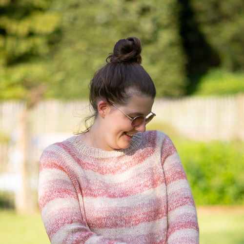 Padrão de tricô de suéter Adriana Raglan