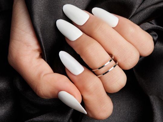 Manicures session