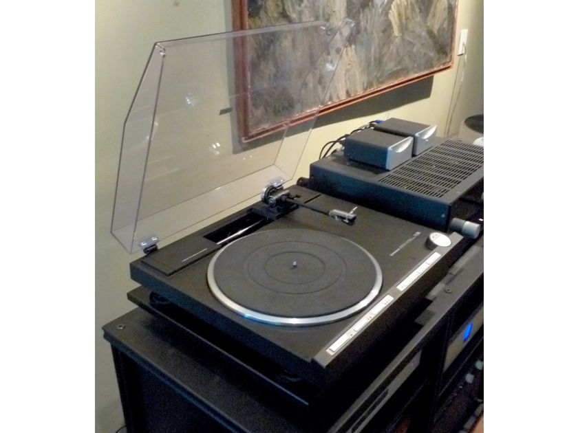 Pioneer PL-1000a  Rare Parallel Tracking Turntable