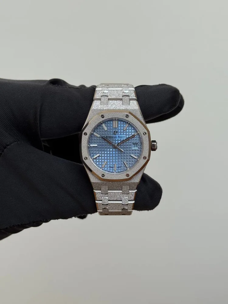 Frosted Selfwinding Box + Papers 2022