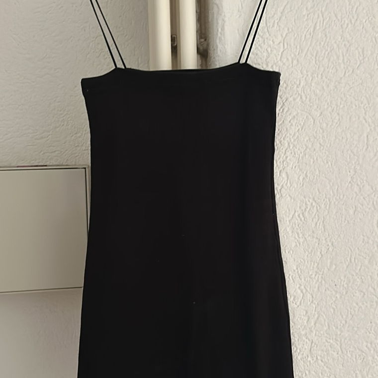 Schwarzes kurzes Kleid vom Zara