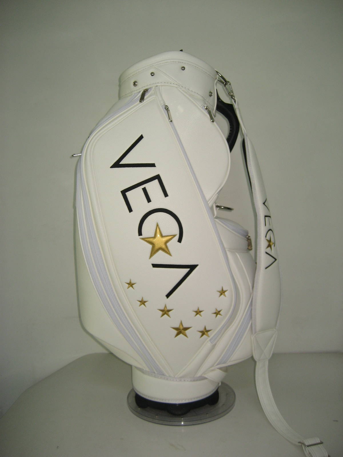 Customised football club golf bags by Golf Custom Bags 148