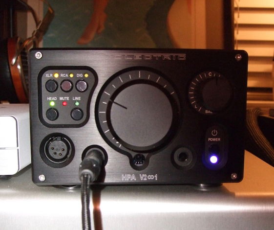 Violectric V281 with 128 relays Balanced Headphone Amp
