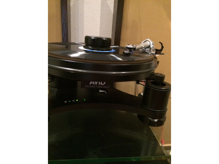 AVID Volvere SP Turntable with SME M2-9 Tonearm at huge discount