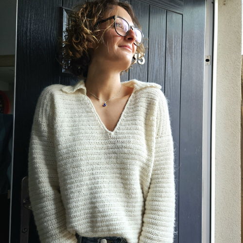 Collared V neck sweater - crochet pattern