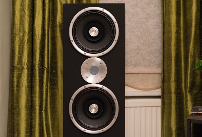 Zu Audio Definition MK IV speakers in matte black finis...