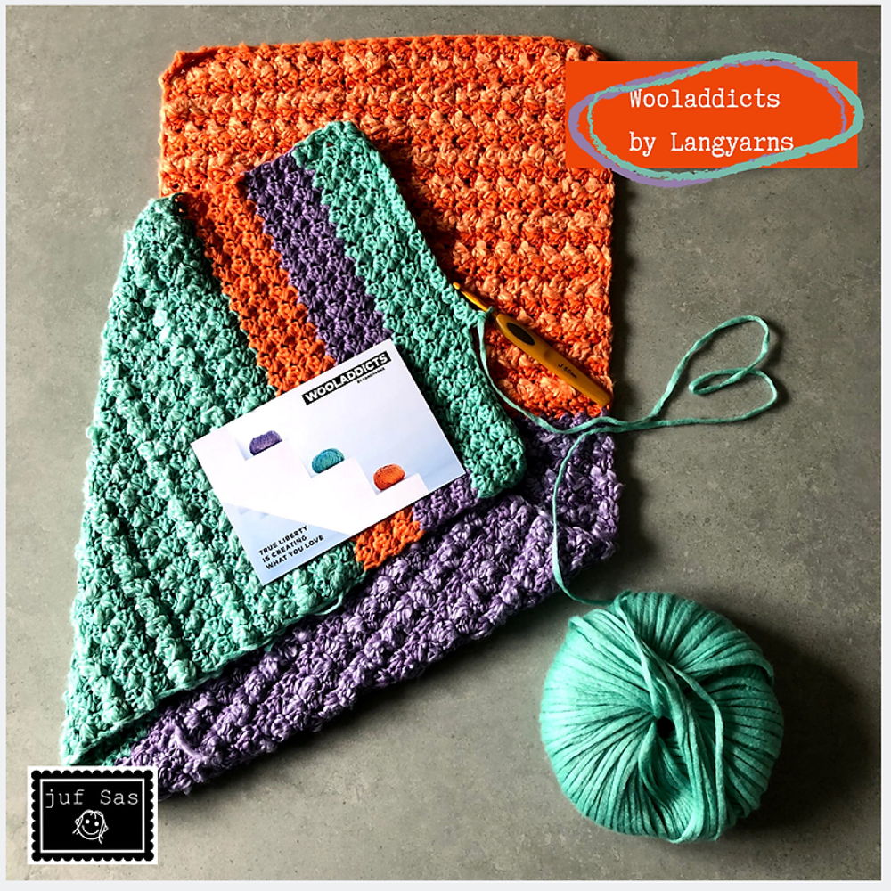 Crochet pattern shawl Jolie by teacher Sas