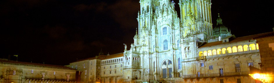 Santiago de Compostela, España - VistanocturnadelObradoiro_1.jpg