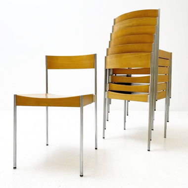 4 Stapelbare Stühle aus Holz von Horgenglarus
