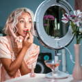 lighted vanity makeup mirror 