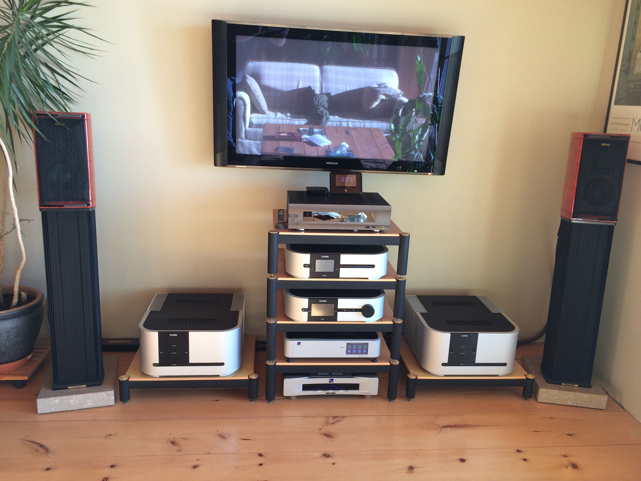 Classé and Sonus Faber Guarneri Memento