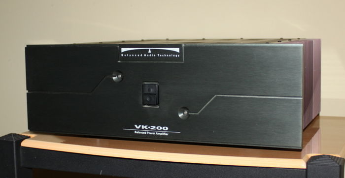 BAT Balanced Audio Technology VK-200 w/Factory Upgrades
