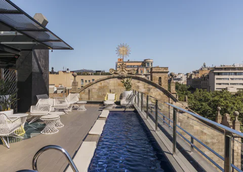 How Derby Hotels Reduced Review Response Time by Over 75% with HotelSpeaker