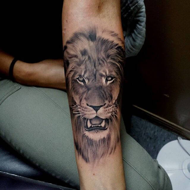 Tatouage Tete De Lion Avant Bras