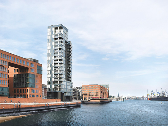 Hamburg - Im 11. Stockwerk dieses exklusiven Wohngebäudes am Holzhafen steht diese 202
Quadratmeter große Eigentumswohnung für 2,95 Millionen Euro zum Verkauf. (Bildquelle: Engel & Völkers Market Center Elbe)