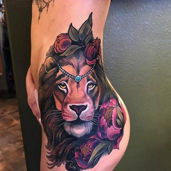 Tatouage Lion Rose Corps Femmes