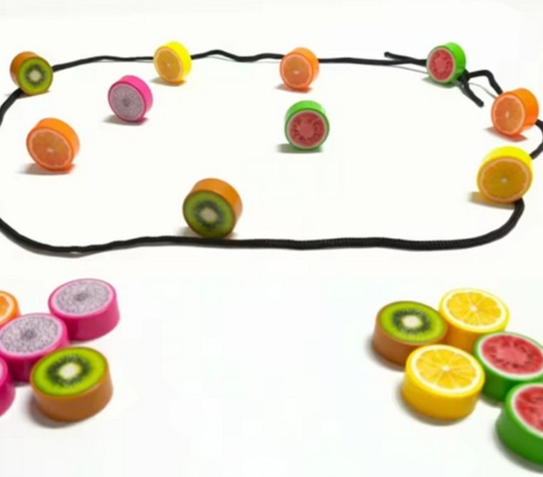 MAGNETIC FRUIT PUZZLE - Image 2
