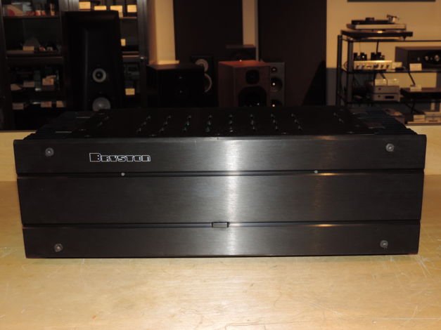 Bryston 3B-NRB Stereo Power Amplifier Clean & Sounds Gr...
