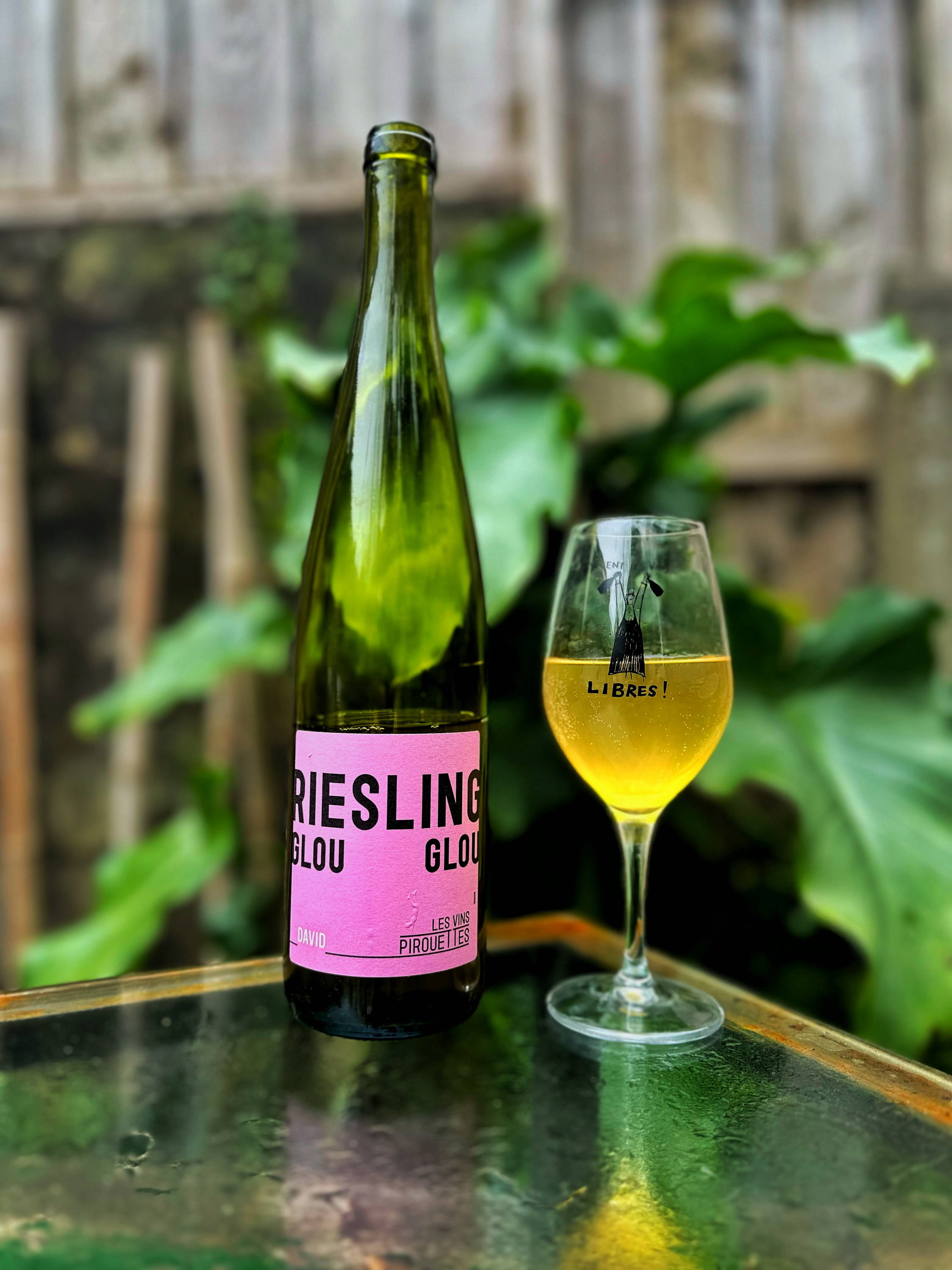 France, vin nature, rawwine, organic wine, vin bio, vin sans intrants, vin sans souffre, vin sans sulfites ajoutés, raizin brut, vin rouge, vin blanc, rouge, blanc, nature, vin propre, vigneron, vigneron indépendant, domaine bio, biodynamie, vigneron nature, cave vin naturel, cave vin, caviste, vin biodynamique, raizin brut, Quimper, Finistère , morbihan, alsace, les vins pirouettes, riesling, glou glou, david koeberle, saint-hippolyte, vins d'alsace