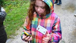 geocaching in düsseldorf kind mit gps gerät
