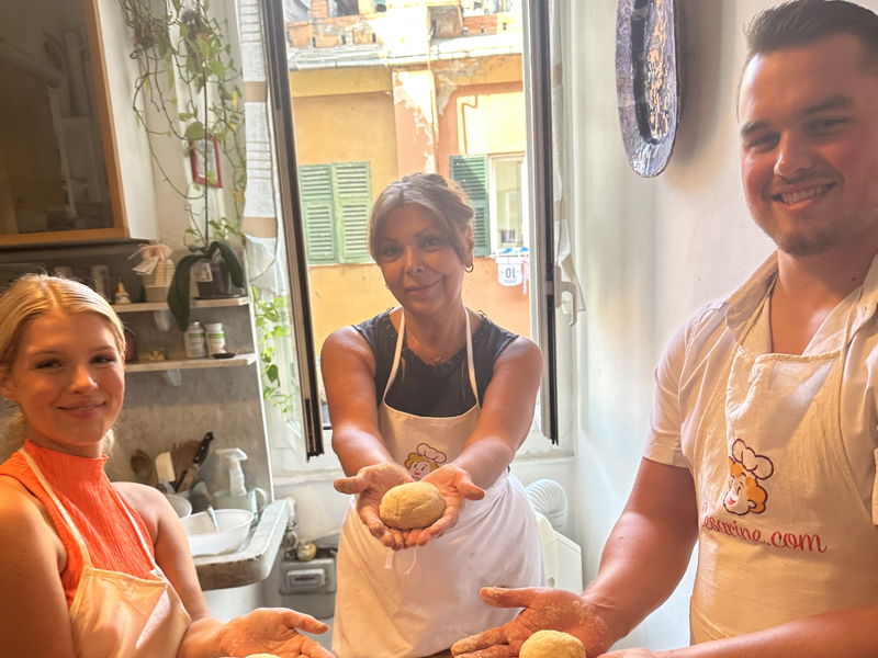 Cooking classes Genoa: Sea bass ravioli and stuffed scones from San Rocco Camogli