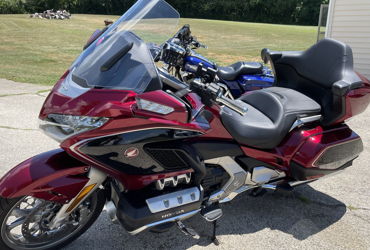 2018 HONDA GOLD WING TOUR AIRBAG AUTOMATIC DCT motorcycle for rent near DANDRIDGE, TN
