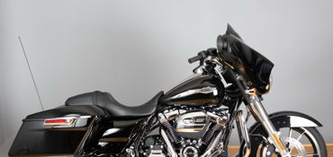 2021 HARLEY-DAVIDSON STREET GLIDE motorcycle for rent near Hudson, NH