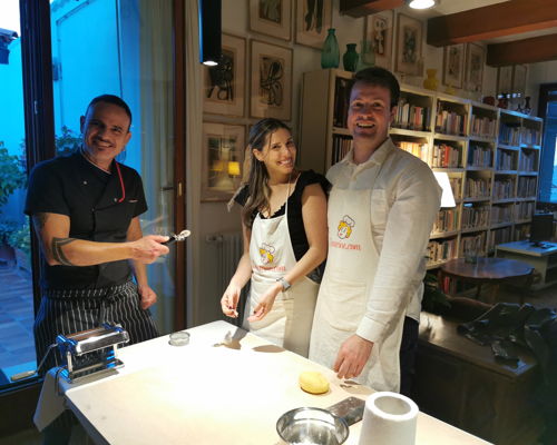 Cooking classes Venice: Mastering homemade pasta: a Venice dining experience