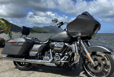2021 HARLEY-DAVIDSON ROAD GLIDE motorcycle for rent near Waipahu, HI