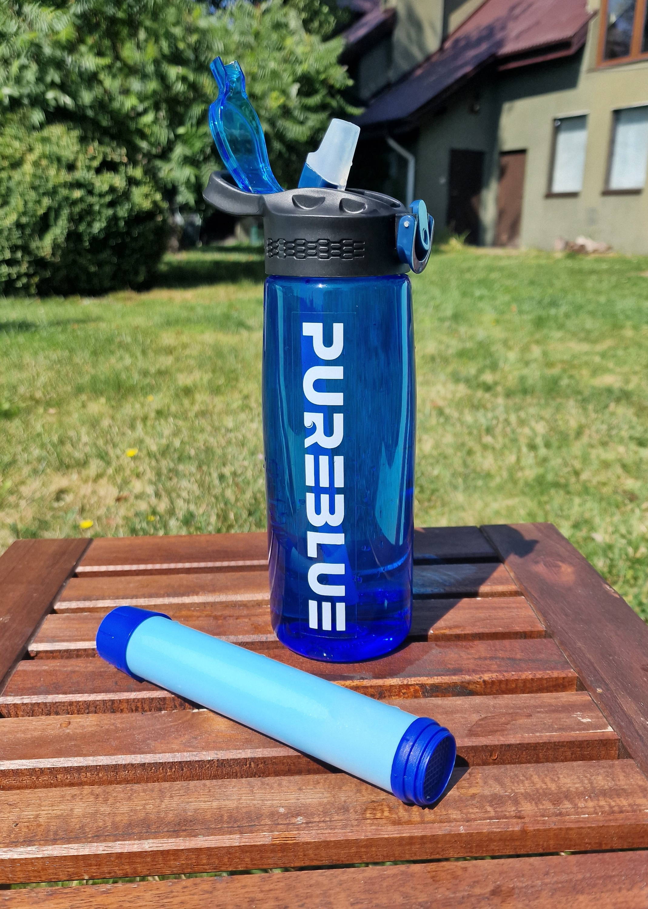 pureblue.io water bottle with filter