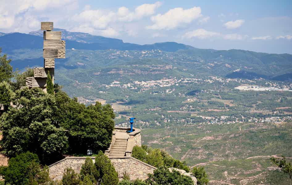 From Barcelona: Montserrat Monastery, Easy Hike, Cable Car - photo 2