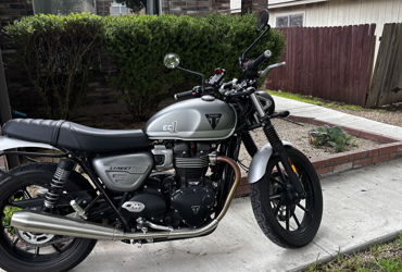 2022 TRIUMPH STREET TWIN EC1 motorcycle for rent near Round Rock, TX