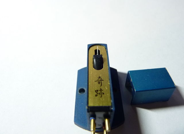Kiseki Blue SilverSpot sapphire cantilever LOMC cartridge