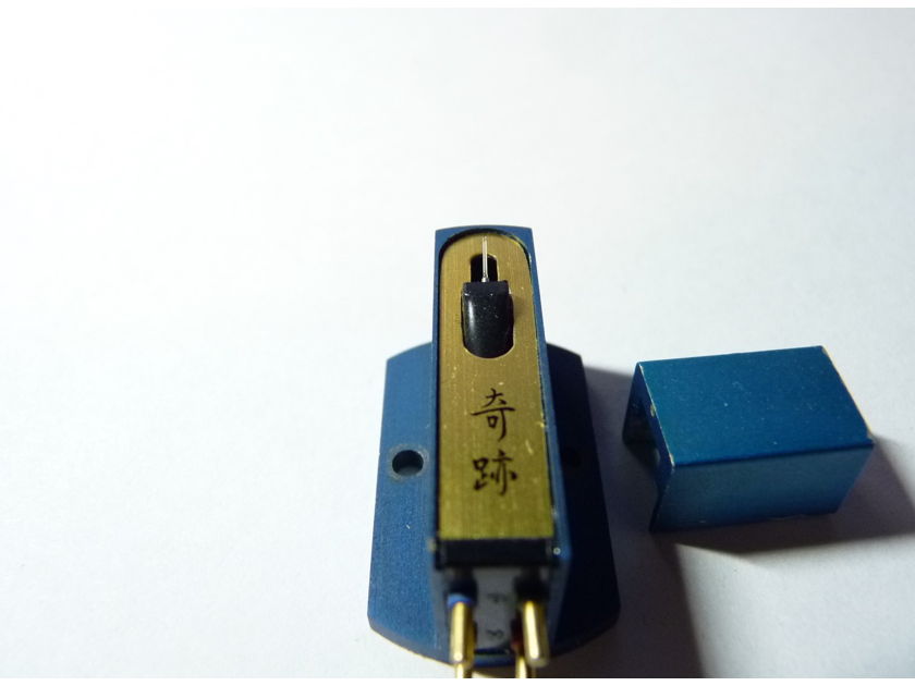 Kiseki Blue SilverSpot sapphire cantilever LOMC cartridge