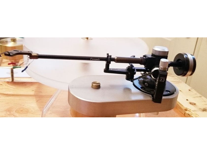 Graham Engineering 2.2 Deluxe Tonearm with Ceramic armwand